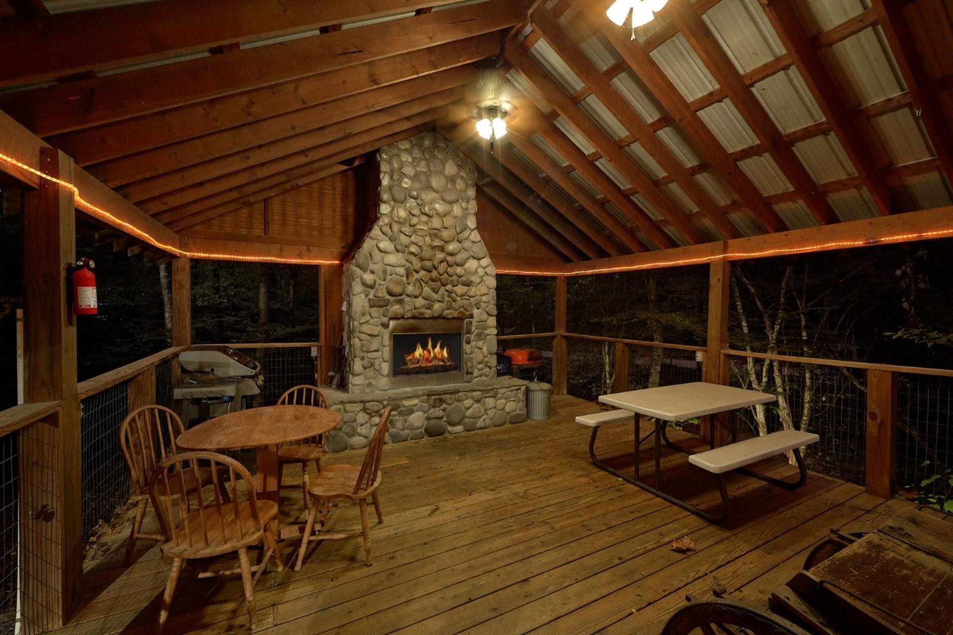 Creeksong Holiday Home แกตลิงเบิร์ก ภายนอก รูปภาพ