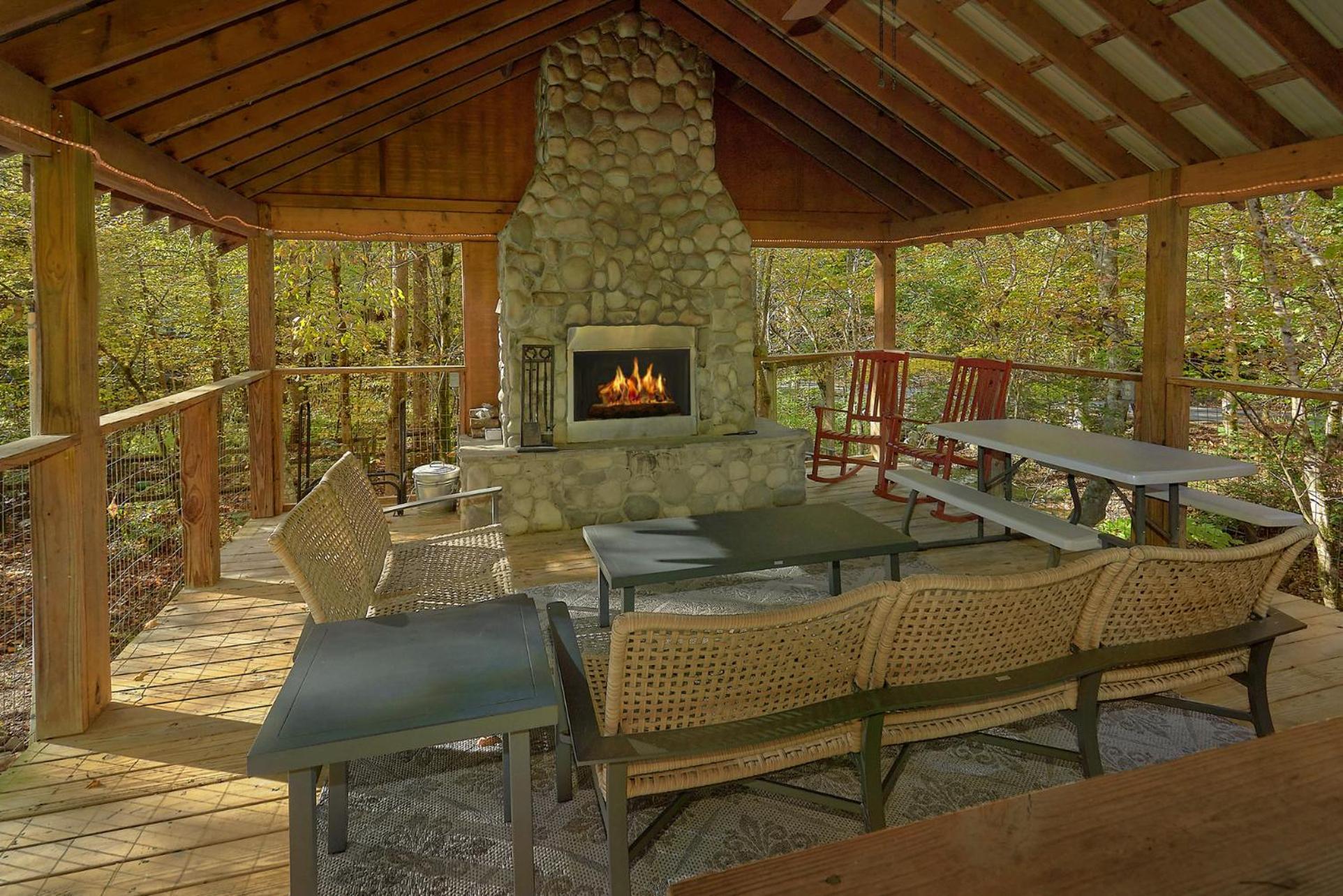 Creeksong Holiday Home แกตลิงเบิร์ก ภายนอก รูปภาพ